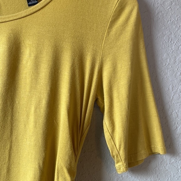 Ann Taylor Short Sleeve Gathered Tee Size XS - Picture 4 of 11